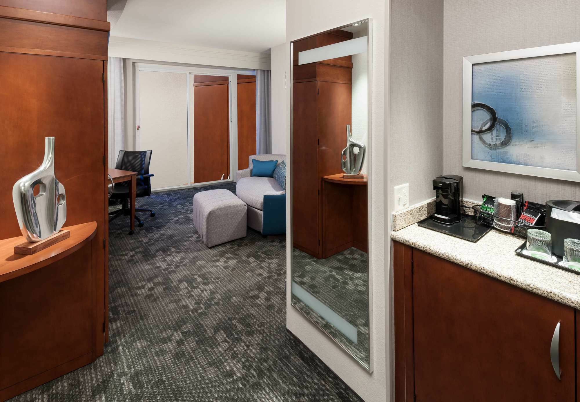 Hotel Courtyard By Marriott Cool Springs